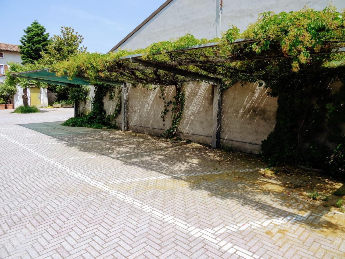 Bed and Breakfast Residenza Il Giglio Mozzecane Exterior foto